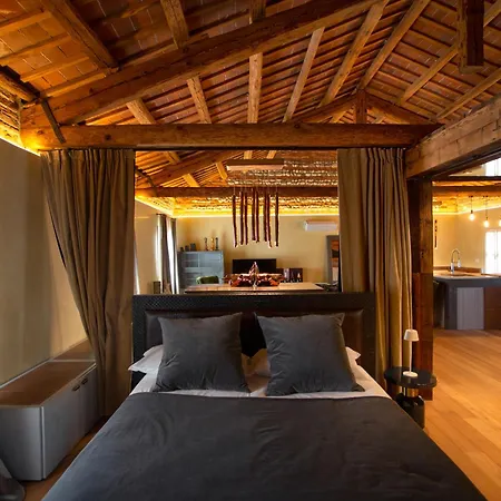 La Casa Di Loto Hotel